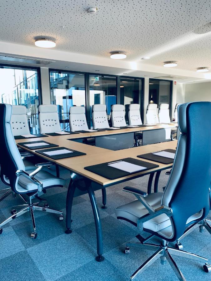 Intergroup Business & Design Hotel Ingolstadt Kosching Exterior foto